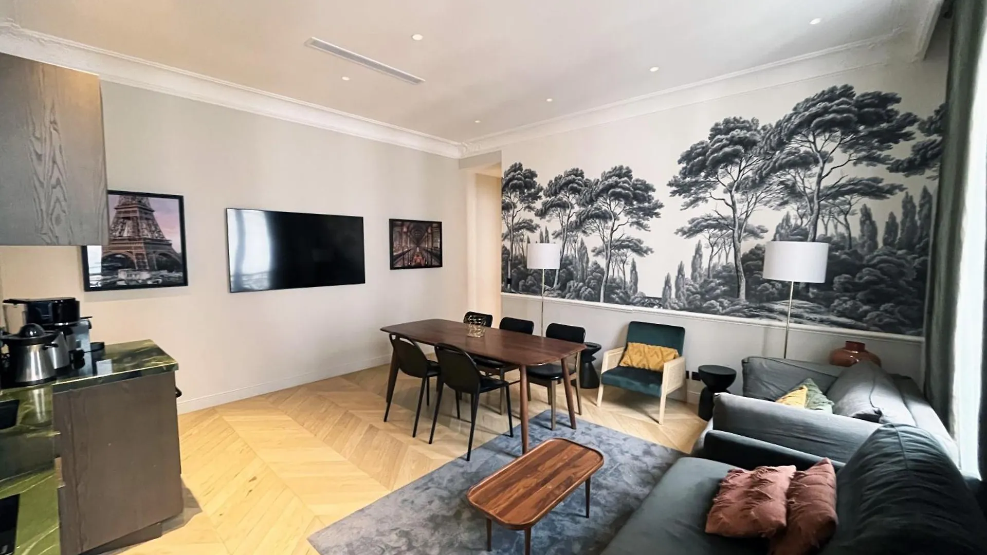 141 - Urban Beautiful Flat Near Champs-Elysees Париж 0*,  Франция